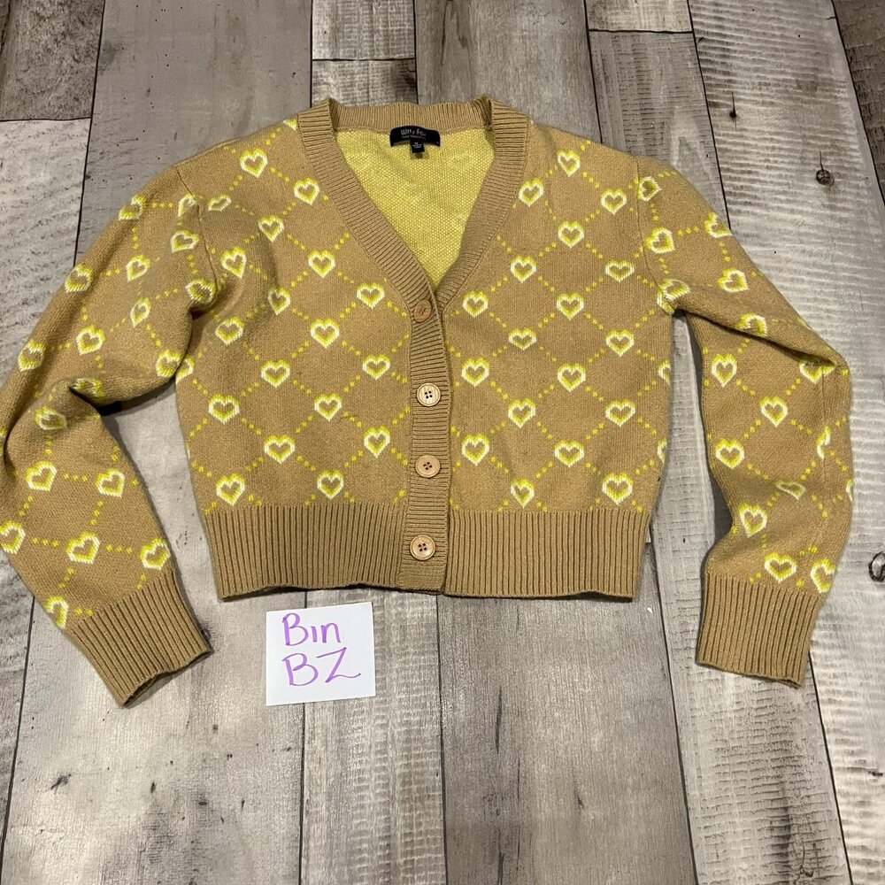 Witty Fox heart pattern short cardigan size M